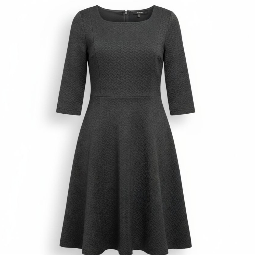 EUC The Limited Size Large Textured Little Black Fit And Flare Dress!!